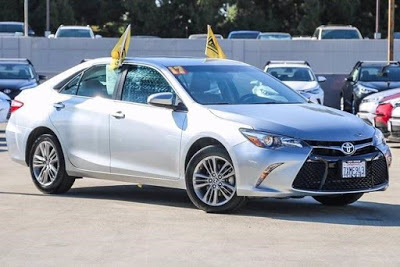 2017 Toyota Camry SE