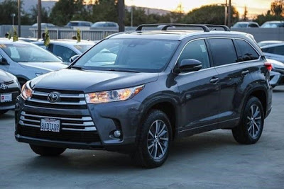 2018 Toyota Highlander SE