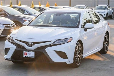 2018 Toyota Camry SE